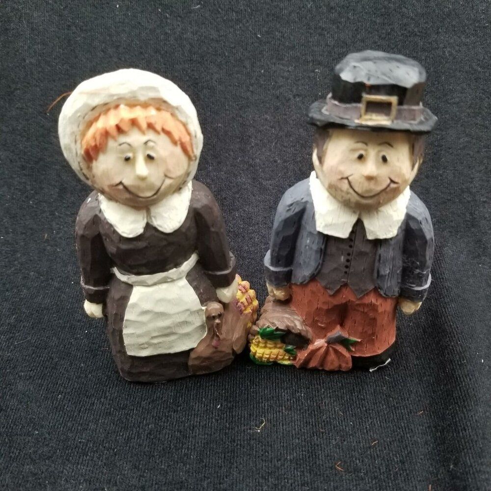 Vintage 80s Country Thanksgiving Figurines Pilgrims Wooden Carved